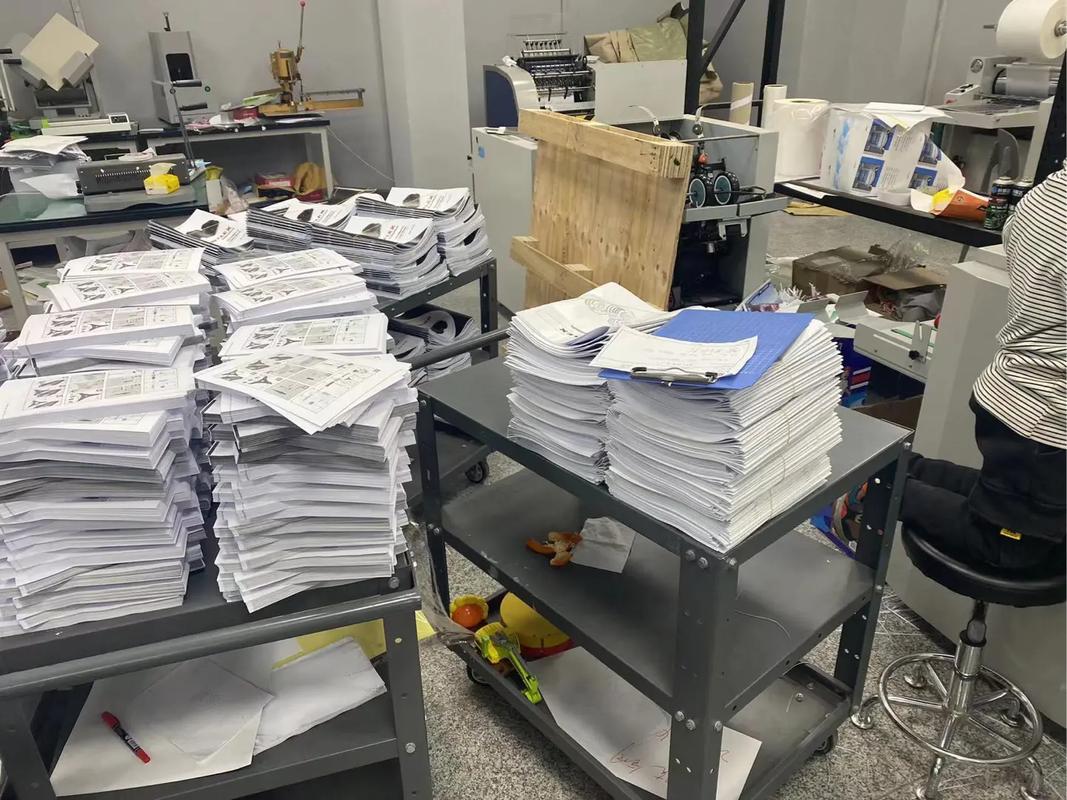 圖文快印與廣告工程 全面解讀噴繪寫真、廣告設(shè)計(jì)與多媒體動(dòng)畫